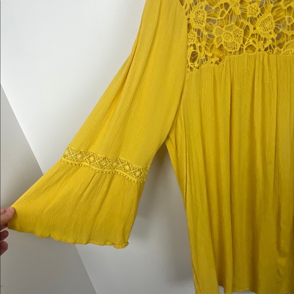 Torrid Boho Lace Inset Gauze Blouse Yellow Size 1X - Picture 4 of 10